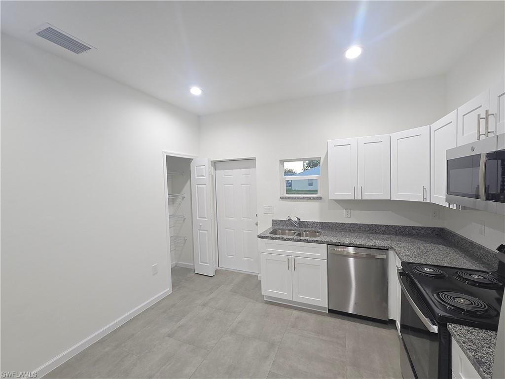 LEHIGH ACRES - Residential Lease