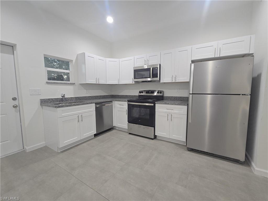 LEHIGH ACRES - Residential Lease
