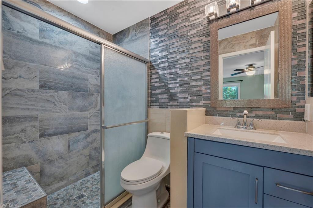 LAKEWOOD VILLAS - Residential