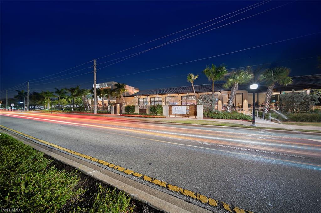 LAKEWOOD VILLAS - Residential