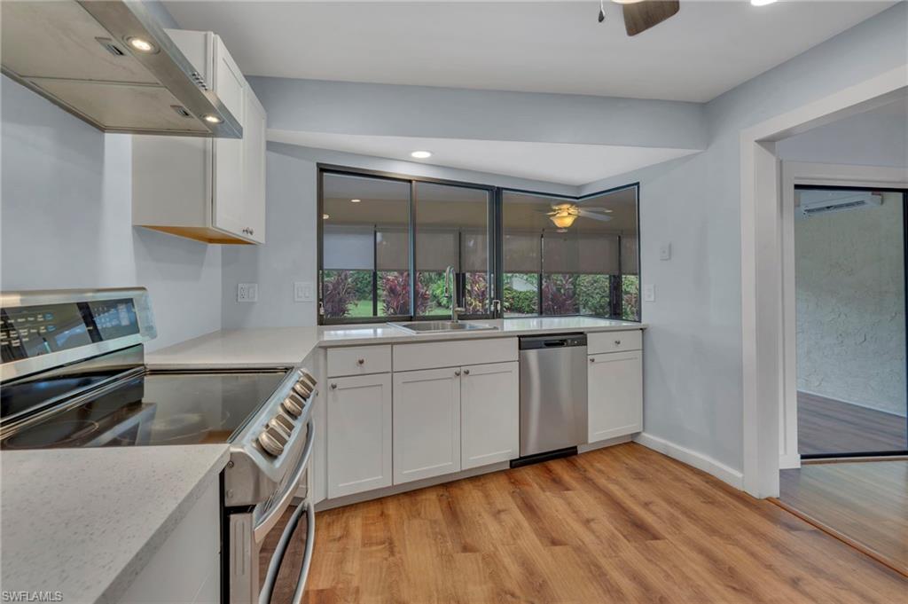 LAKEWOOD VILLAS - Residential