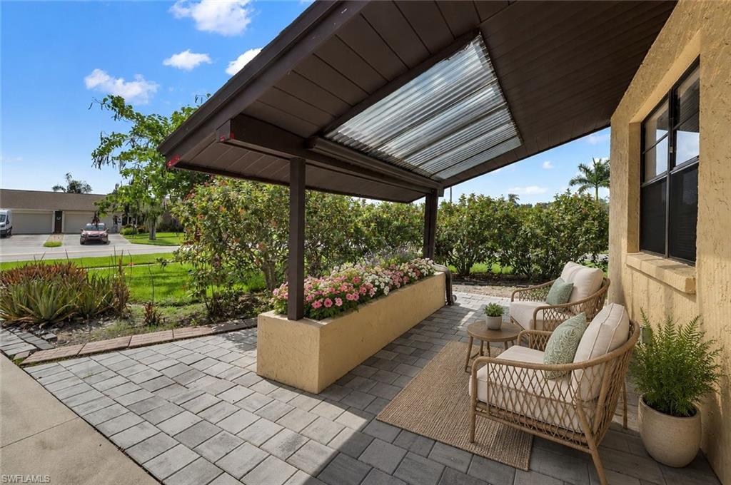 LAKEWOOD VILLAS - Residential