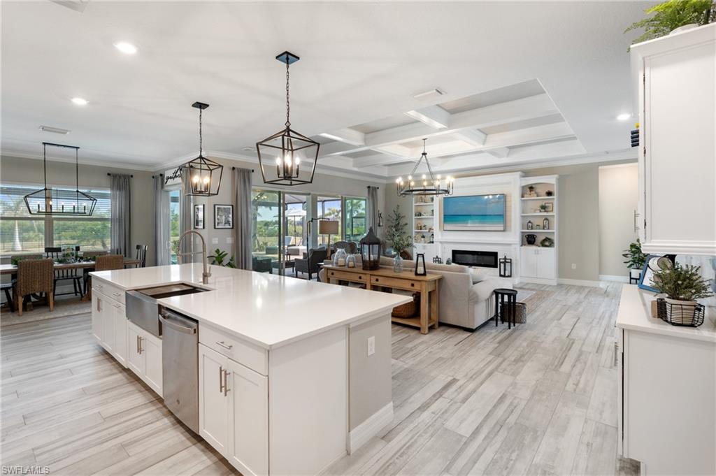 SOUTH GULF COVE - Residential