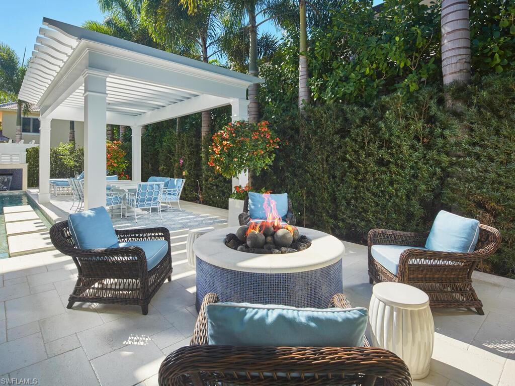OLDE NAPLES - Residential
