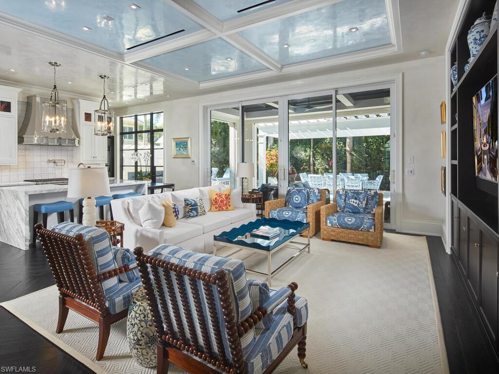 OLDE NAPLES - Residential