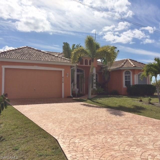 CAPE CORAL - Residential