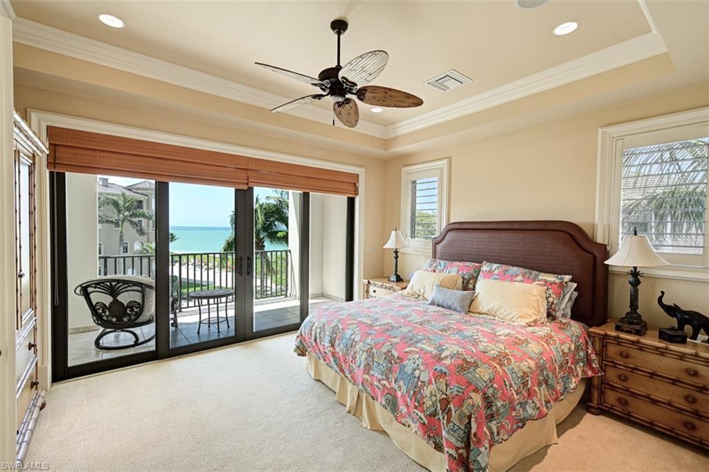 BAREFOOT BEACH - Residential
