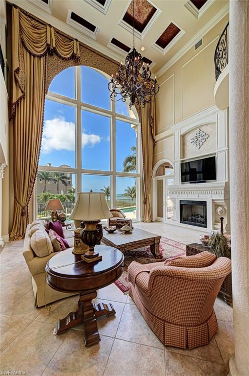 BAREFOOT BEACH - Residential