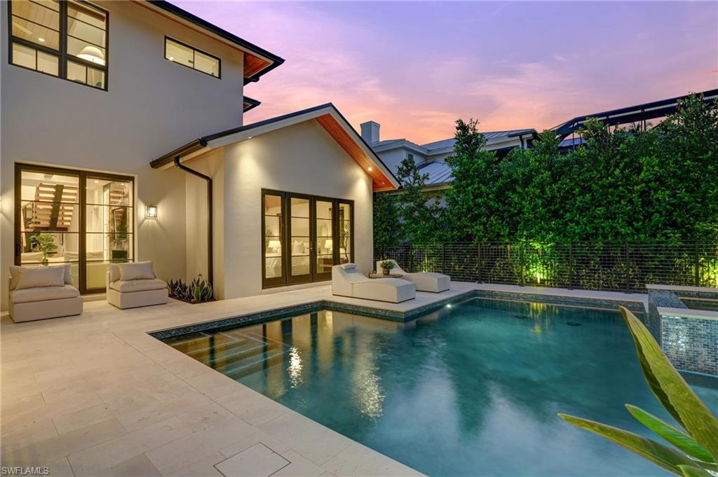 OLDE NAPLES - Residential