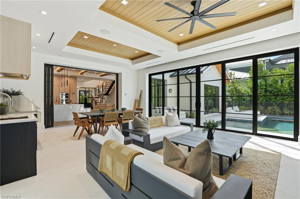 OLDE NAPLES - Residential