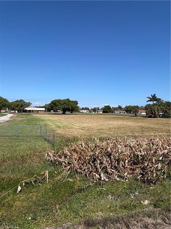 CLEWISTON - Land