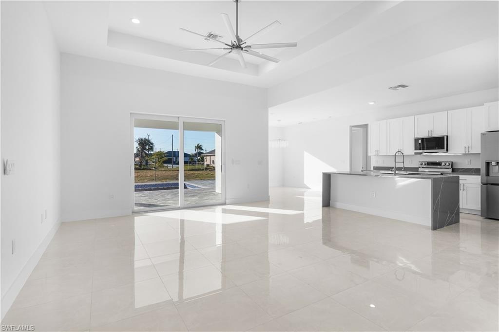CAPE CORAL - Residential Lease