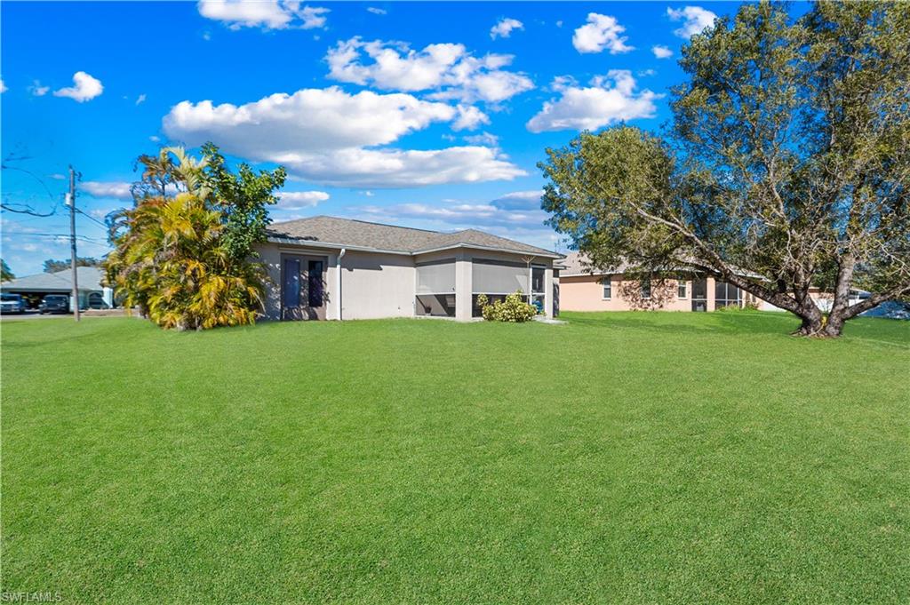 CAPE CORAL - Residential