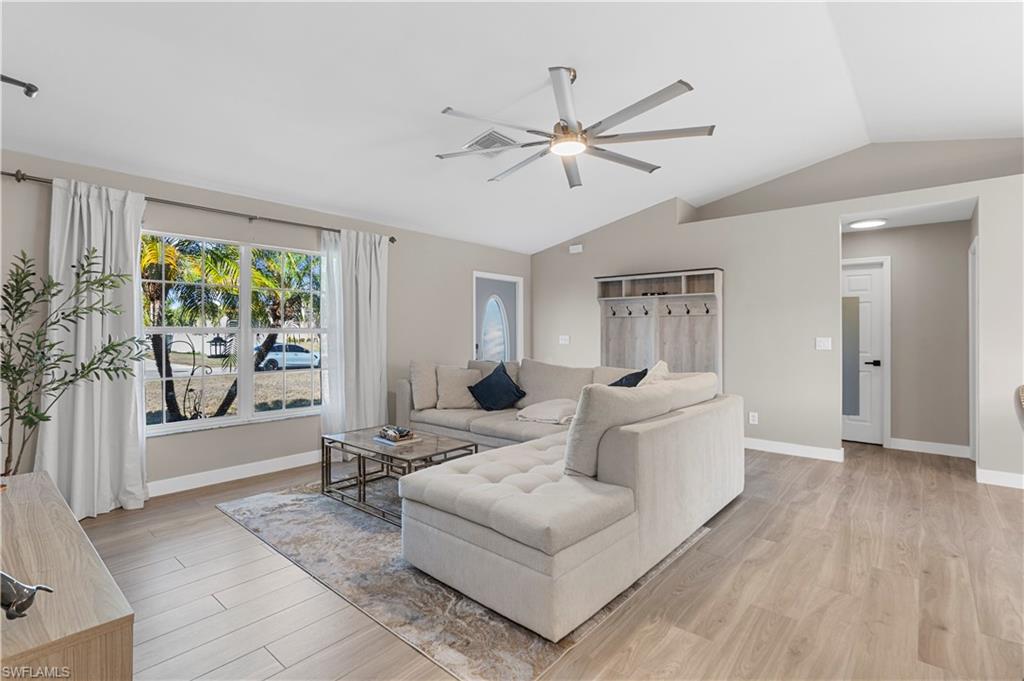CAPE CORAL - Residential