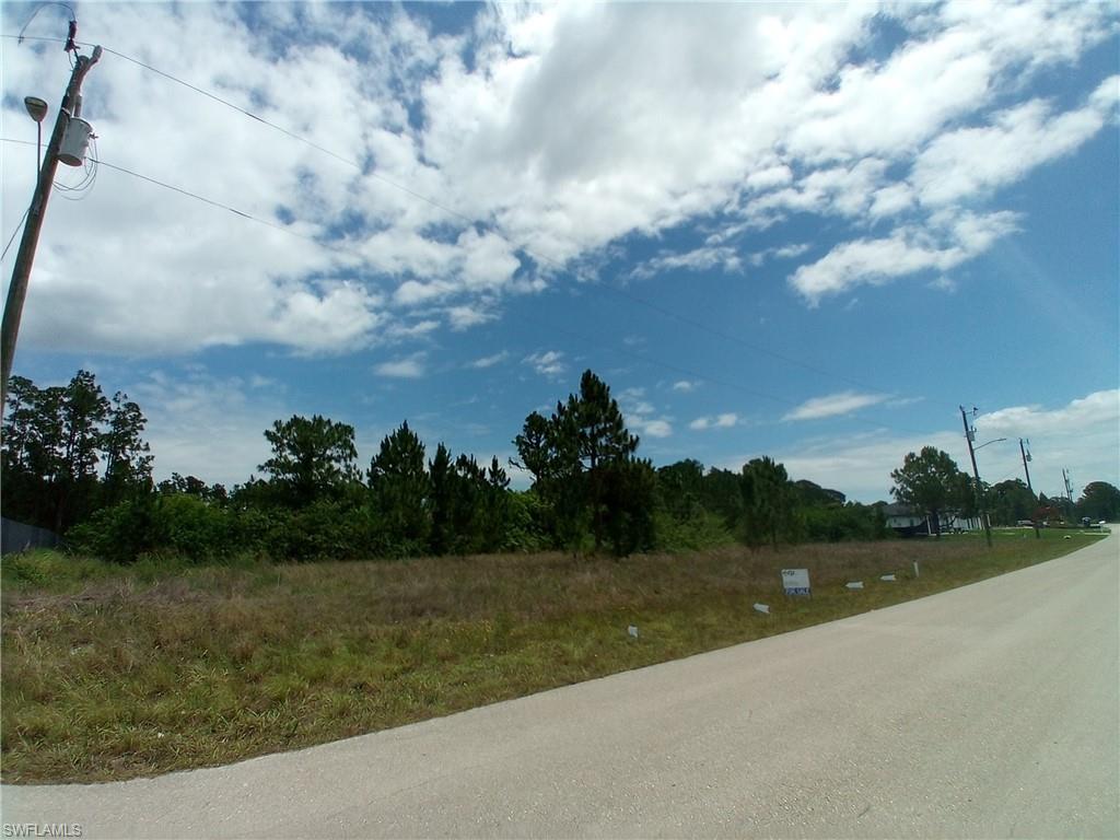 LEHIGH ACRES - Land