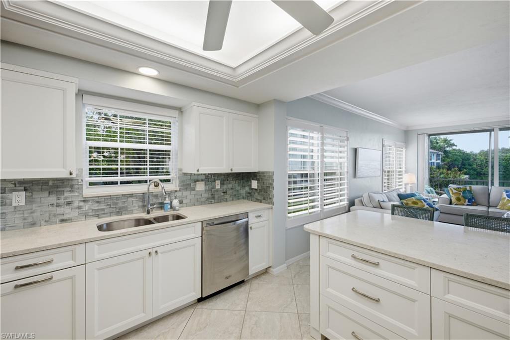 WEDGEWOOD - Residential Lease
