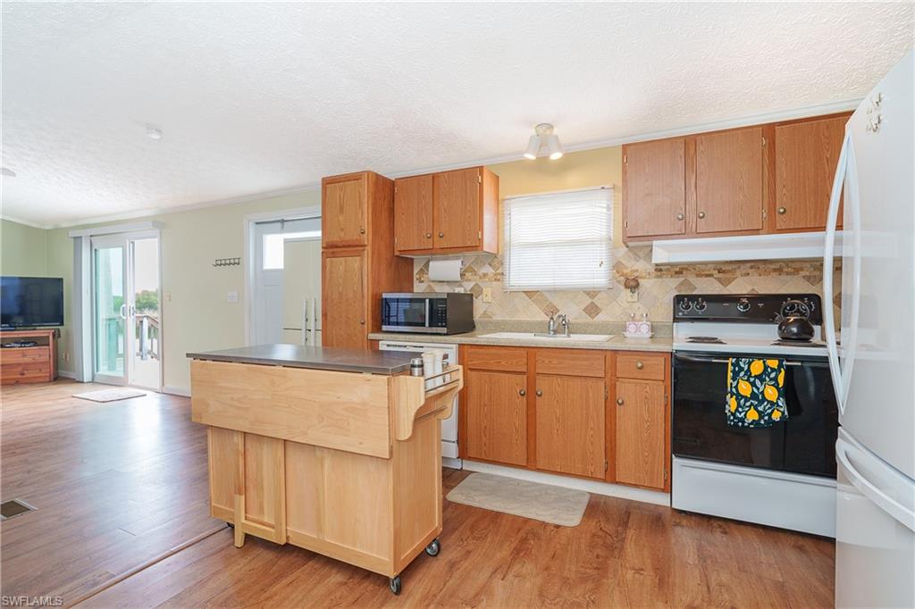 PUNTA GORDA - Residential
