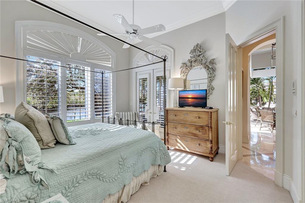 BAY COLONY SHORES - Residential