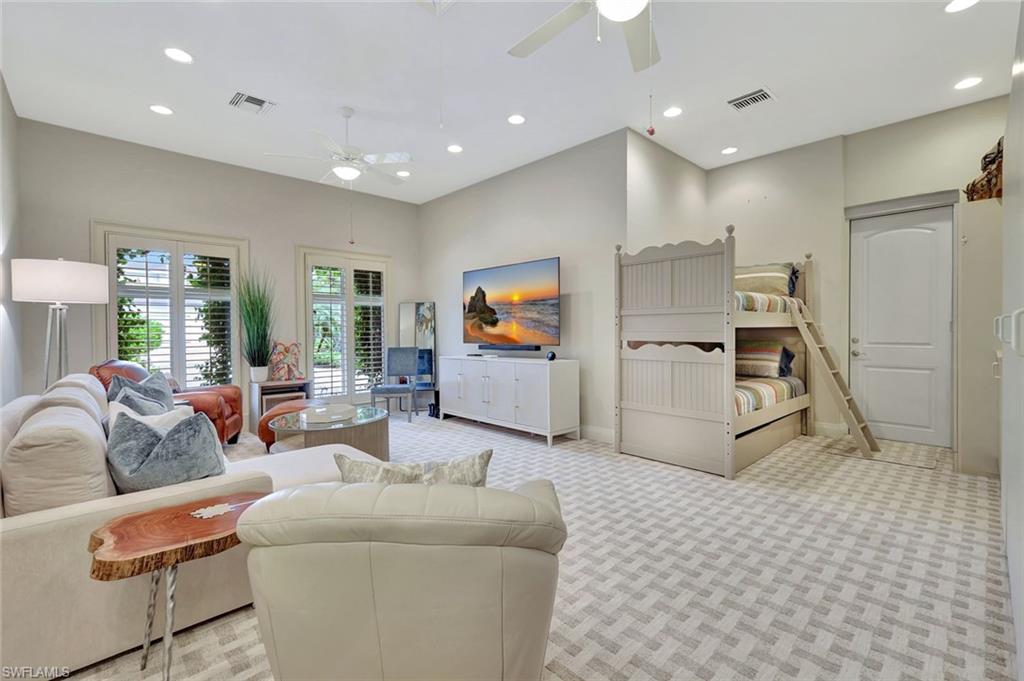 BAY COLONY SHORES - Residential