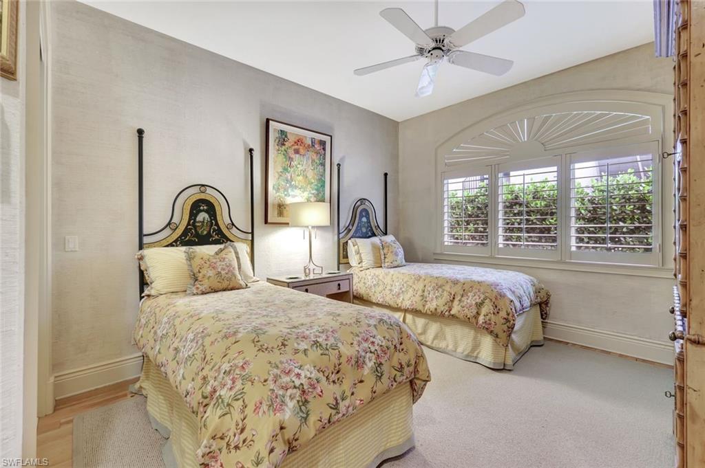 BAY COLONY SHORES - Residential
