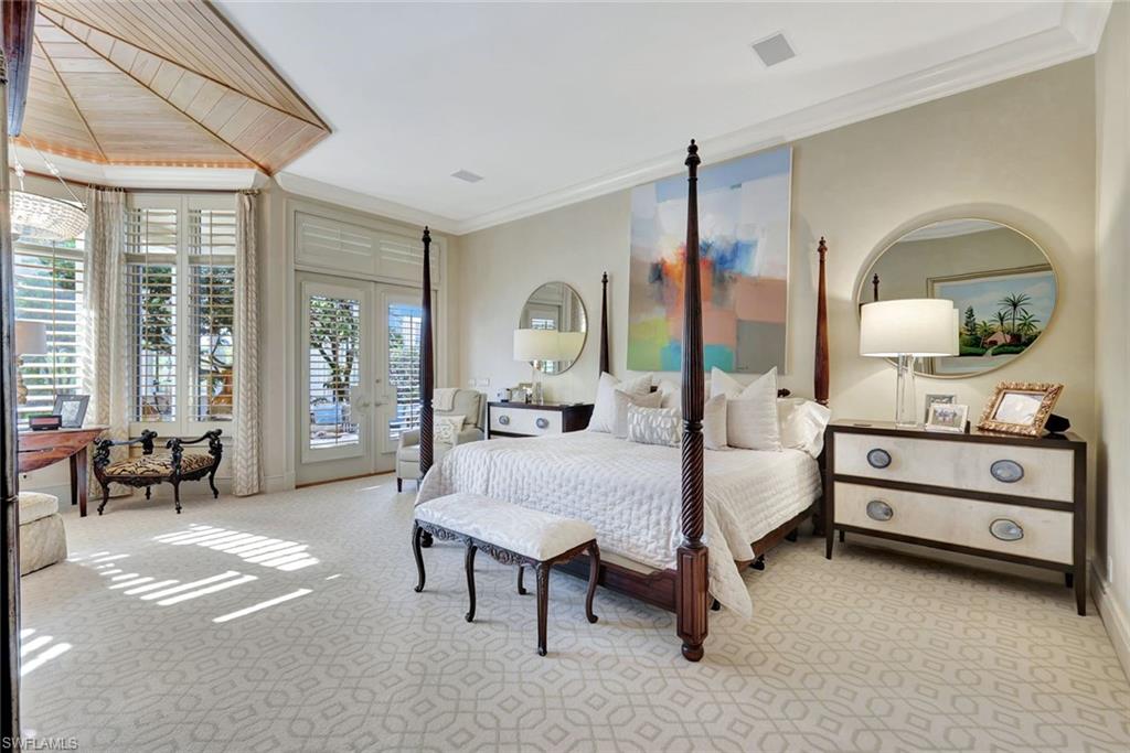 BAY COLONY SHORES - Residential