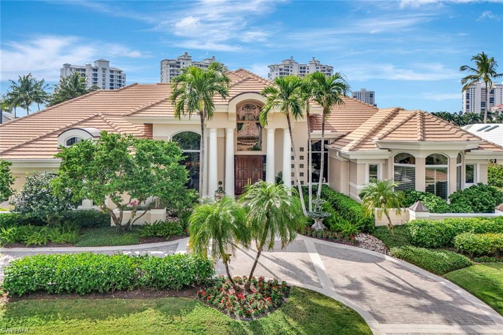 BAY COLONY SHORES - Residential