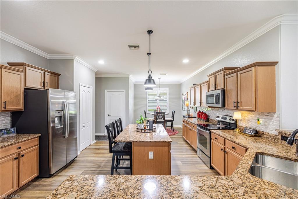 HAMPTON PARK - Residential
