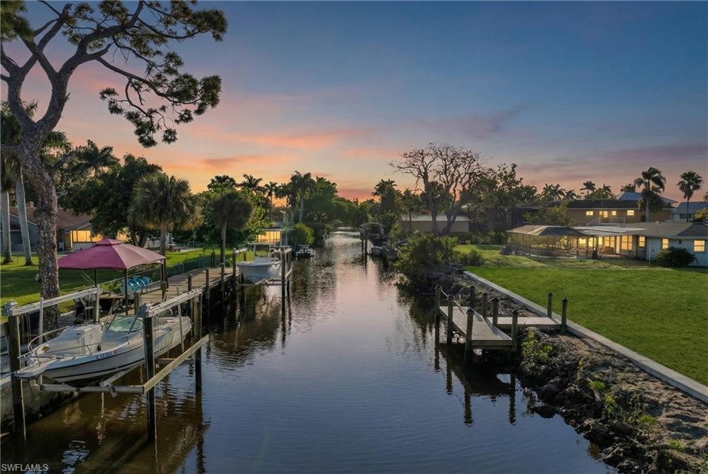 RIVER MANOR - Land