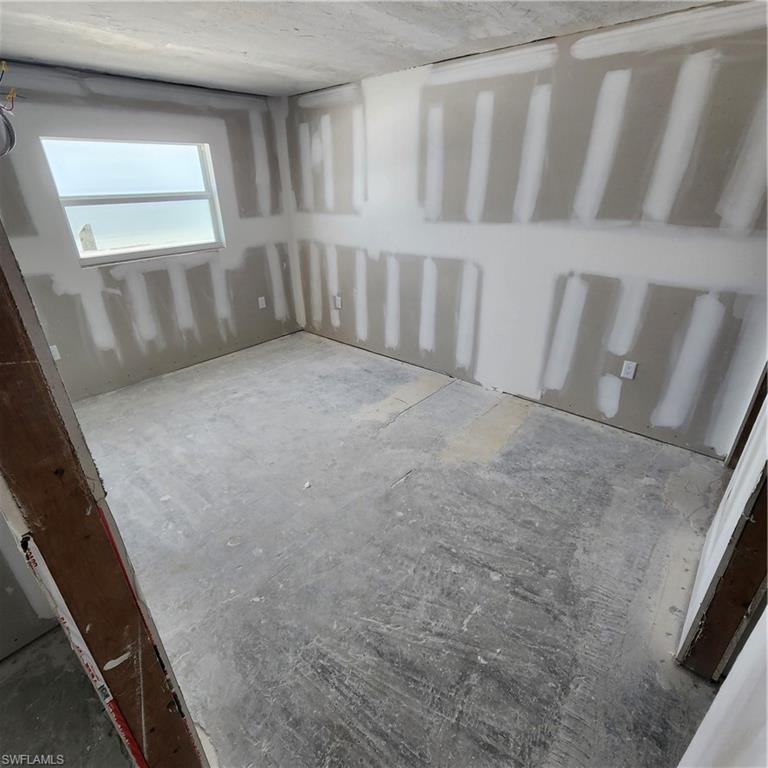 SMUGGLERS COVE CONDO - Residential