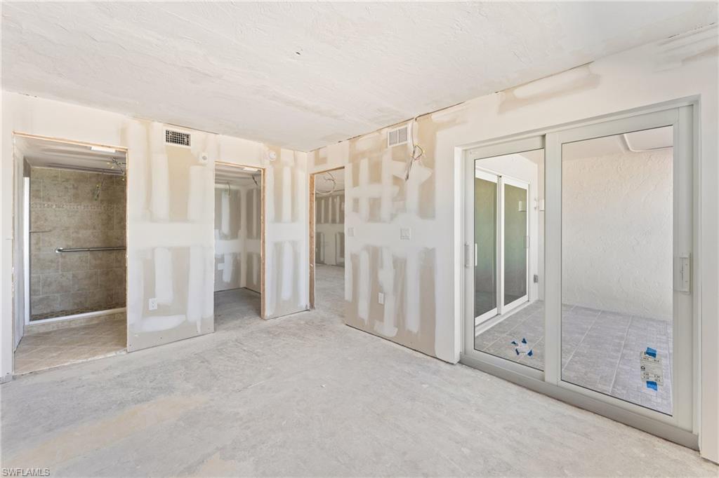 SMUGGLERS COVE CONDO - Residential