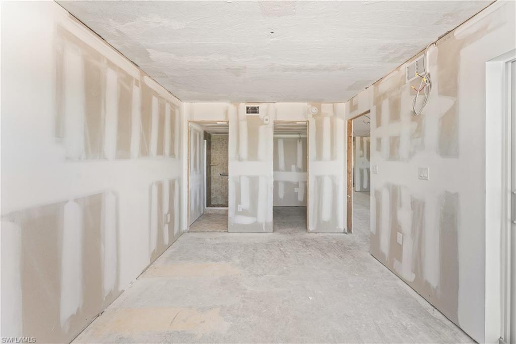 SMUGGLERS COVE CONDO - Residential