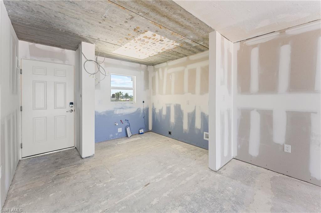 SMUGGLERS COVE CONDO - Residential