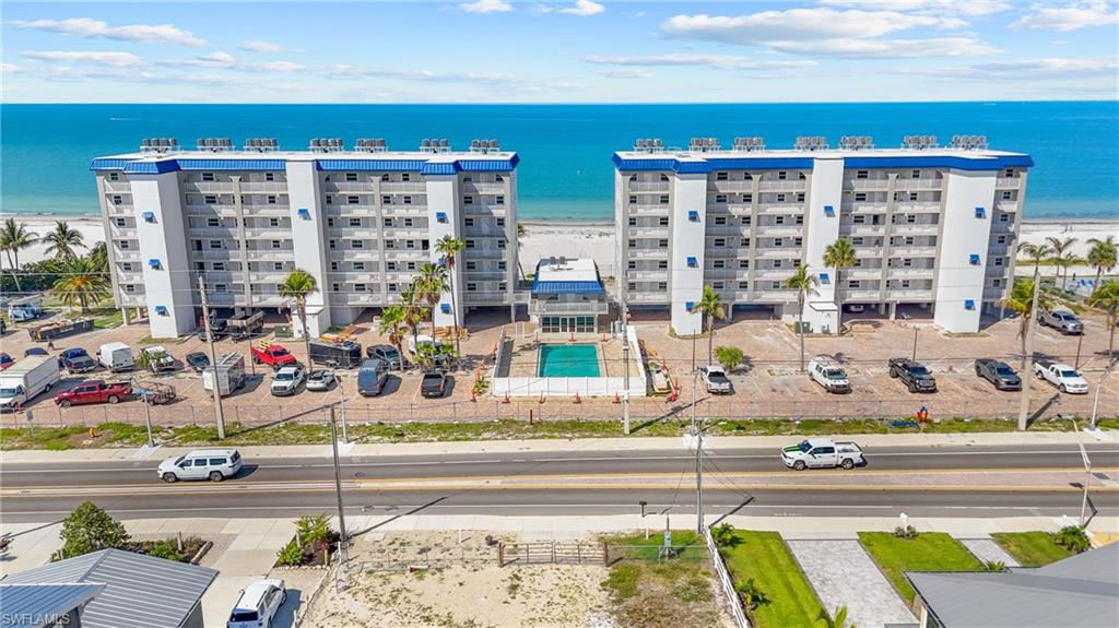 SMUGGLERS COVE CONDO - Residential