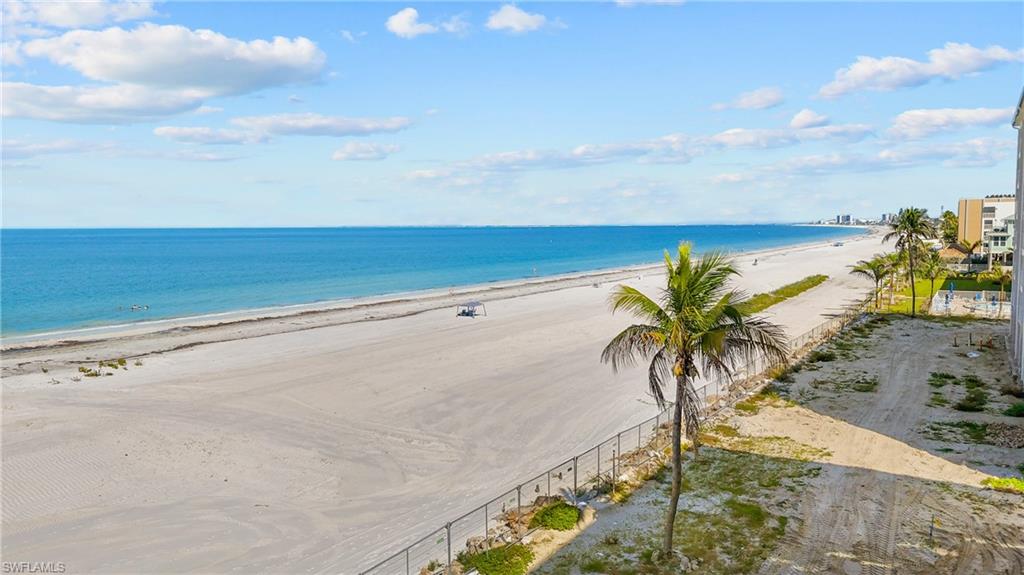 SMUGGLERS COVE CONDO - Residential