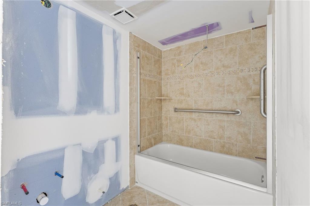 SMUGGLERS COVE CONDO - Residential