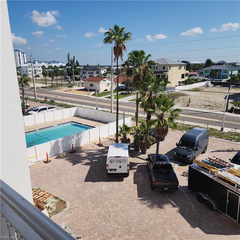 SMUGGLERS COVE CONDO - Residential