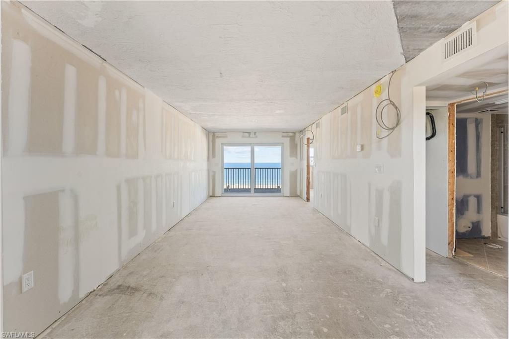 SMUGGLERS COVE CONDO - Residential