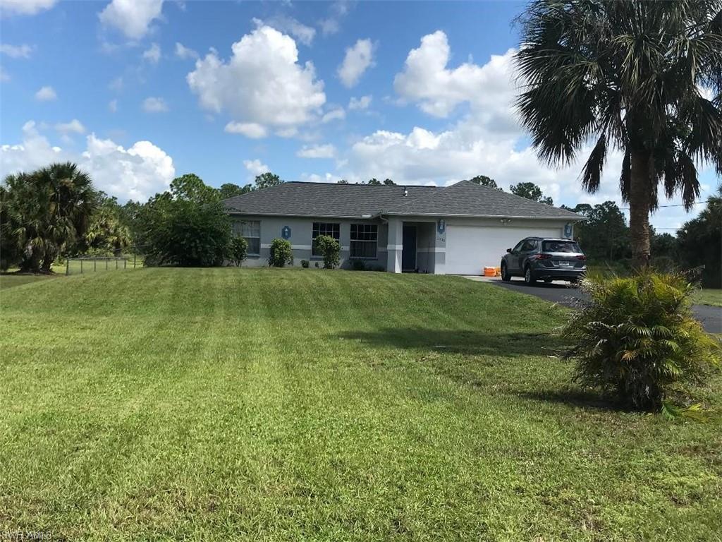 First buyers do not miss this opportunity. This house has more than 2 acres of land easy to park trucks or have horses or other pets.
Also has 3 Bedrooms  2 Bathrooms and 2 car garages - New roof .
Do not miss the opportunity because you will not be long in the market.