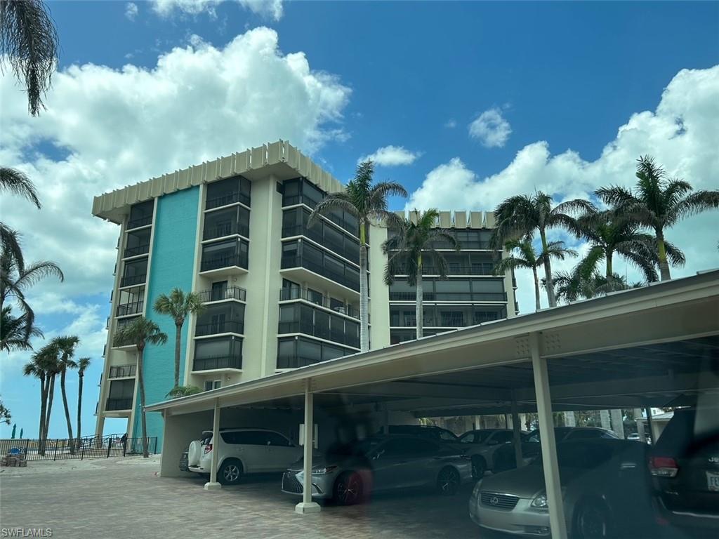 IMPERIAL CLUB - Residential
