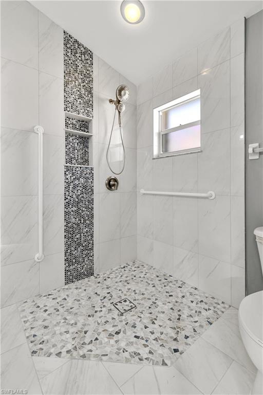 SABAL SPRINGS GOLF AND RACQUET CLUB - Residential