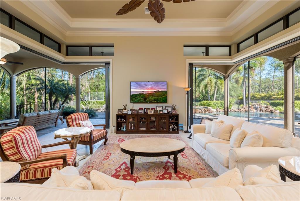 LIVINGSTON WOODS - Residential