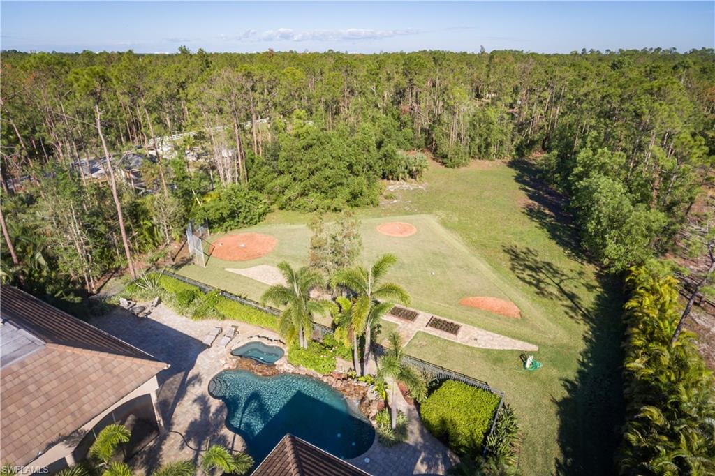 LIVINGSTON WOODS - Residential