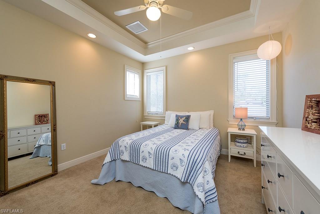 LIVINGSTON WOODS - Residential