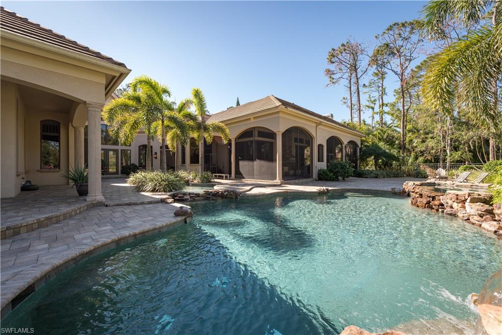 LIVINGSTON WOODS - Residential