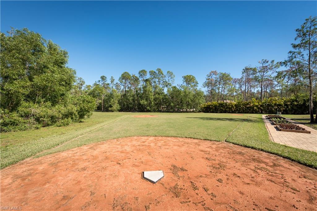 LIVINGSTON WOODS - Residential