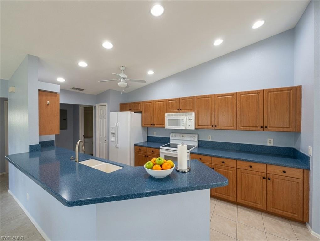 KINGS GREEN - Residential