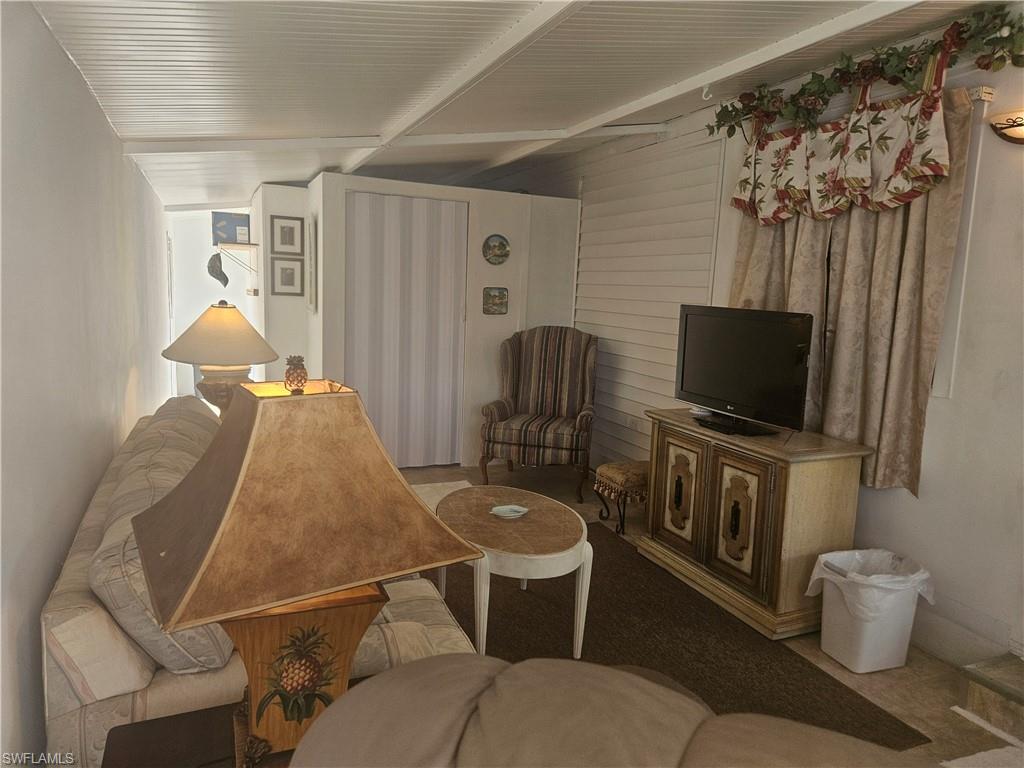 ENCHANTING SHORES - Residential