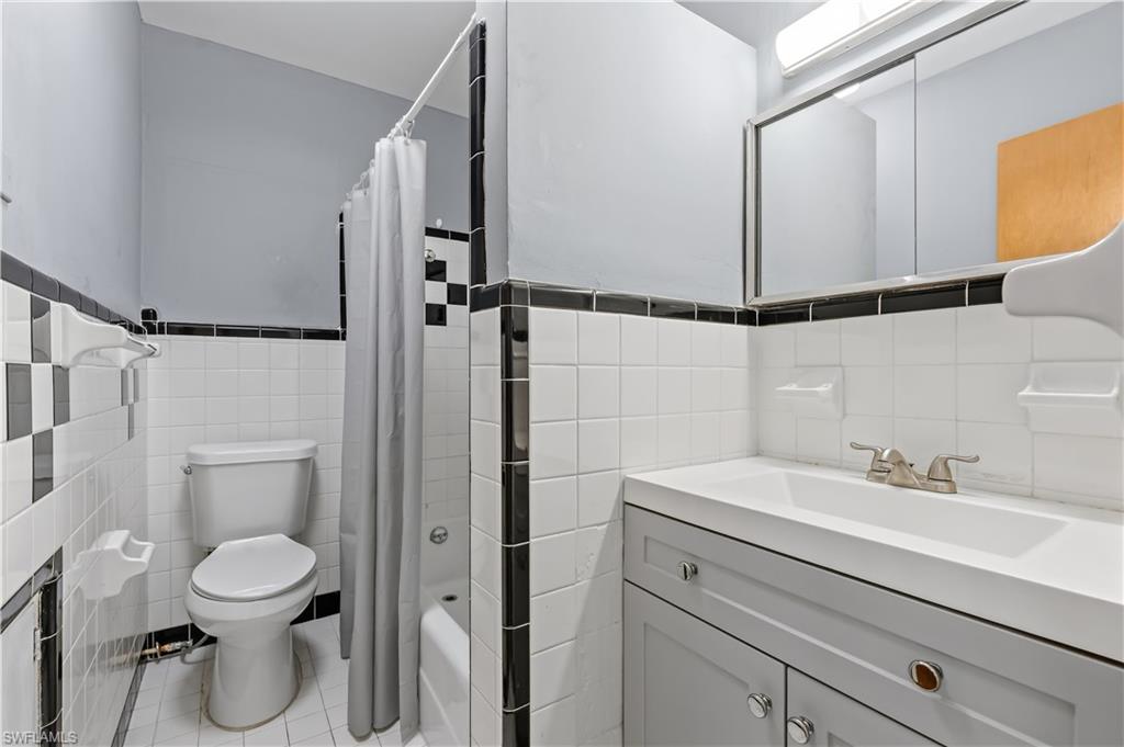 CUSHMAN MANOR - Residential