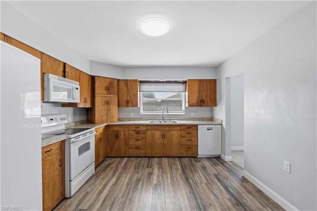 CUSHMAN MANOR - Residential