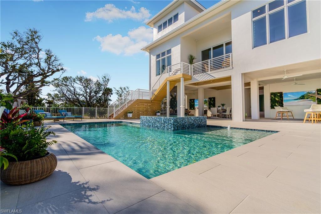 MCPHIE PARK - Residential